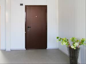 Предлагаем входные железные двери в квартиру DoorHan ЭКО 980х2050 в Тамбове по выгодной цене